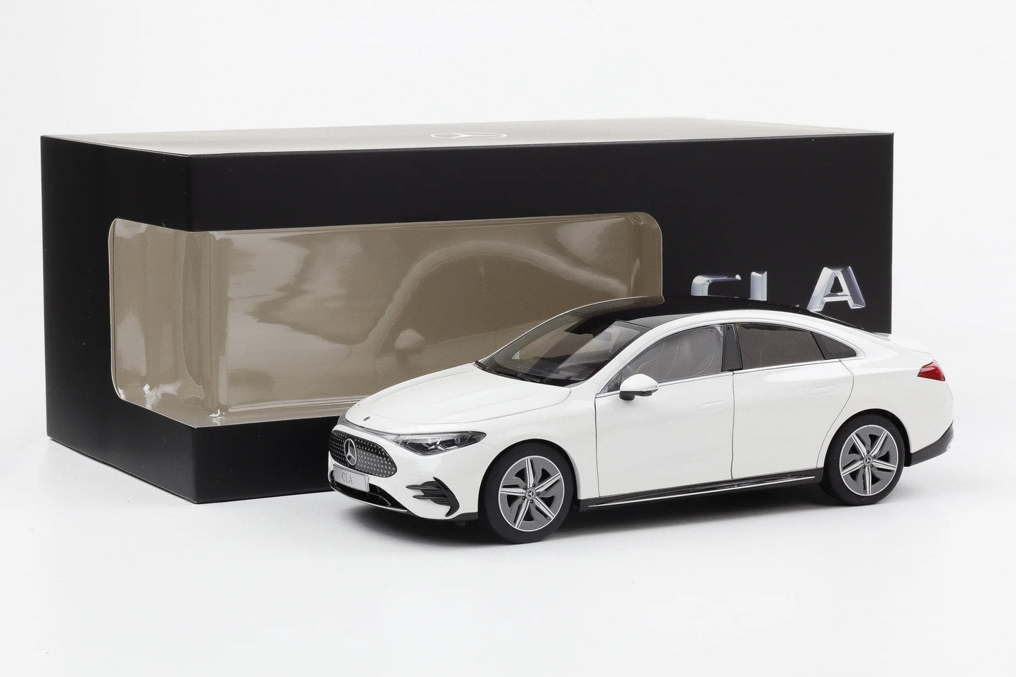 1/18 NZG MERCEDES BENZ - CLA-CLASS (C174) BEV 2025 - POLAR WHIT - DEALER EDITION