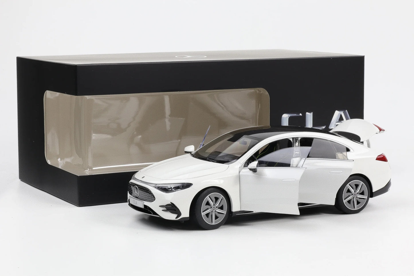 1/18 NZG MERCEDES BENZ - CLA-CLASS (C174) BEV 2025 - POLAR WHIT - DEALER EDITION