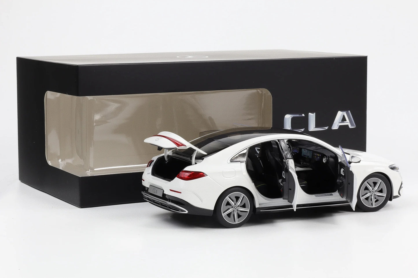 1/18 NZG MERCEDES BENZ - CLA-CLASS (C174) BEV 2025 - POLAR WHIT - DEALER EDITION