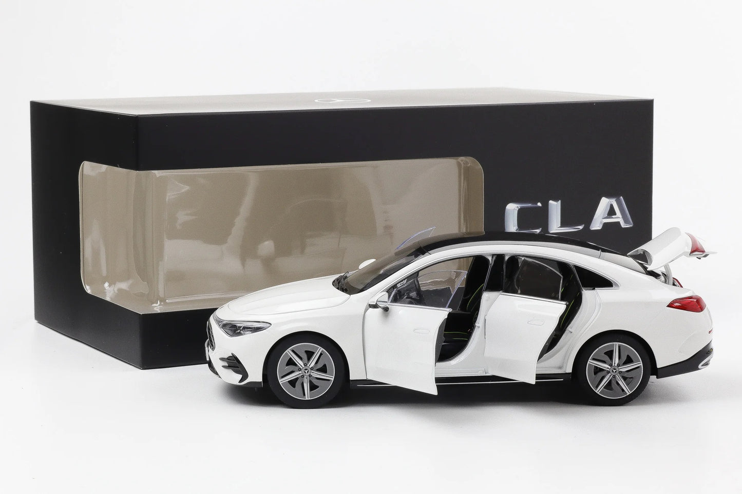 1/18 NZG MERCEDES BENZ - CLA-CLASS (C174) BEV 2025 - POLAR WHIT - DEALER EDITION
