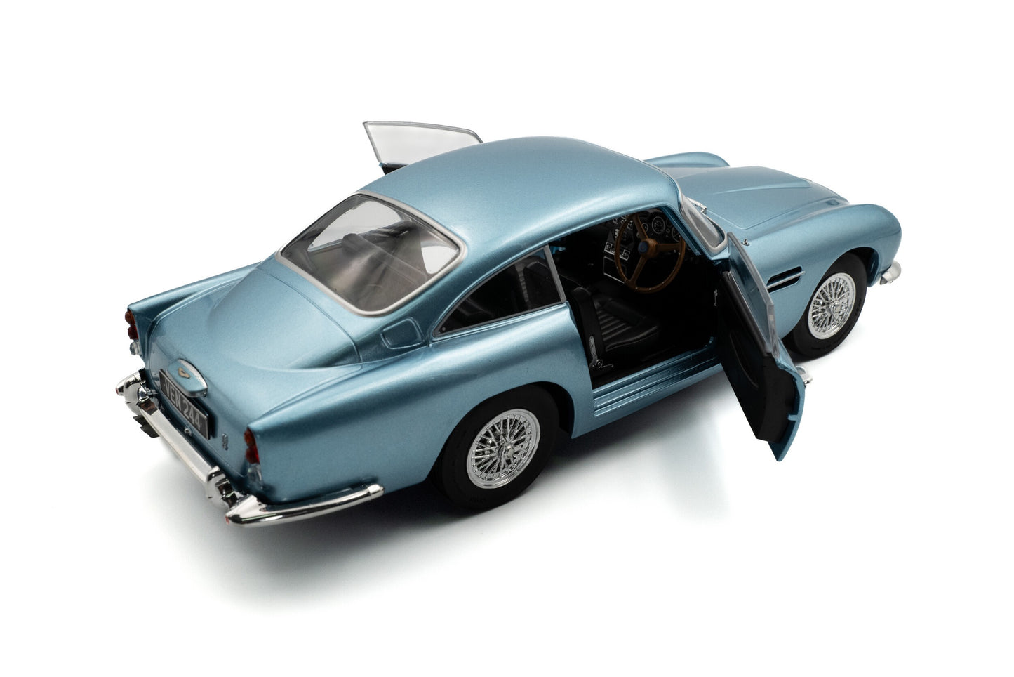 SOLIDO - 1/18 - ASTON MARTIN - DB5 1964 - LIGHT BLUE MET