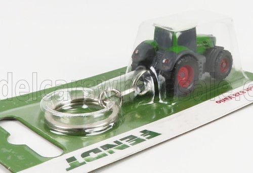 1/87 UNIVERSAL HOBBIES Metal FENDT KEYRING 828 VARIO TRACTOR 2015