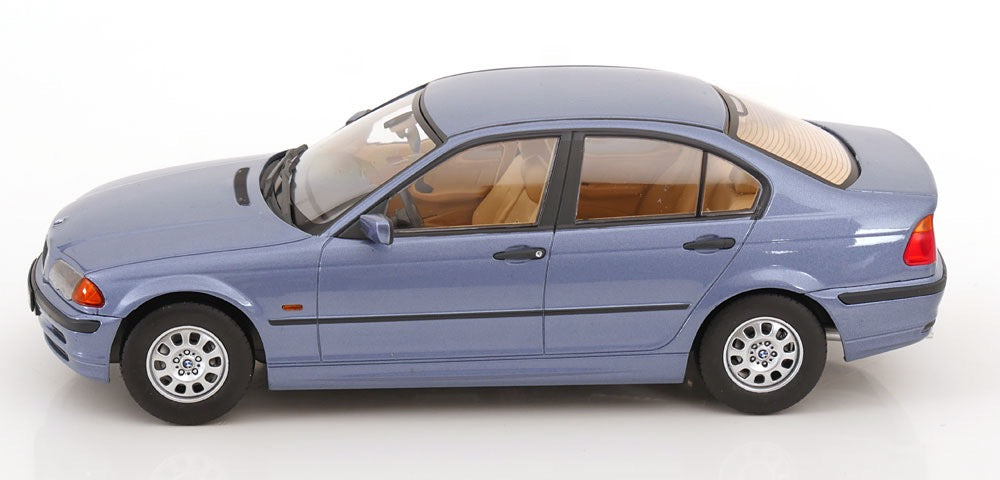 1/18 KK-SCALE BMW - 3-SERIES (E46) Sedan 1999 - LIGHT BLUE MET Limited Edition