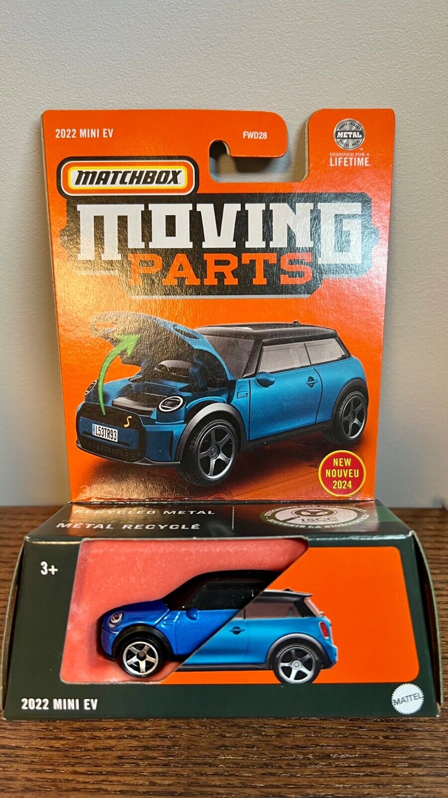 NEW 2024 Matchbox Moving Parts RECYCLED METAL 2022 MINI EV SE OPENING HOOD