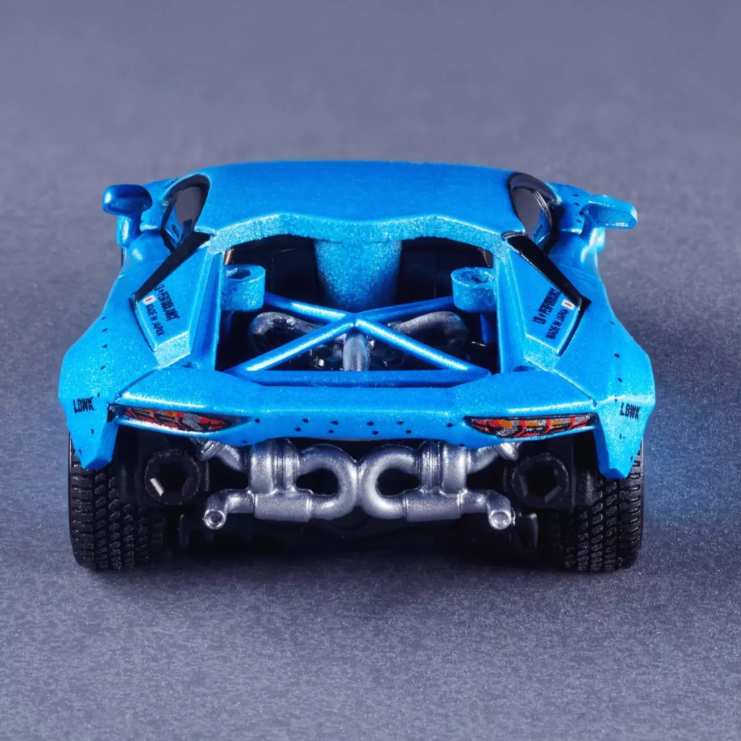 Hot Wheels '23 RLC Elite 64 LBWK Lamborghini Aventador LP 700-4 Removable Panels