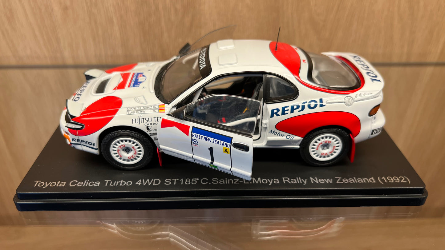 1/24 Die-Cast Hatchette Collection TOYOTA - CELICA GT4 TURBO 4WD ST185 TEAM CASTROL N 1 WINNER RALLY NEW ZEALAND 1992 CARLOS SAINZ - LUIS MOYA