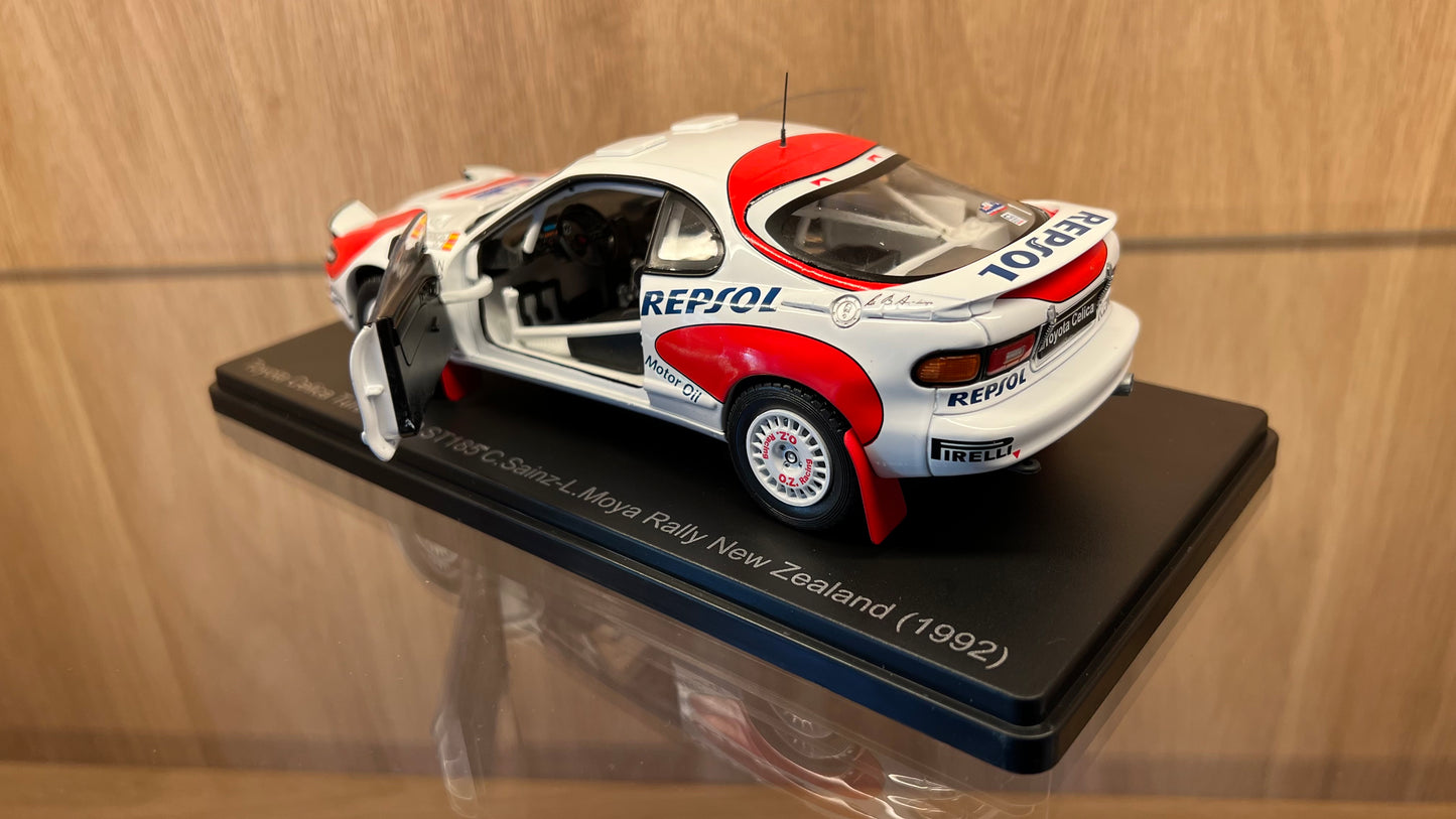 1/24 Die-Cast Hatchette Collection TOYOTA - CELICA GT4 TURBO 4WD ST185 TEAM CASTROL N 1 WINNER RALLY NEW ZEALAND 1992 CARLOS SAINZ - LUIS MOYA