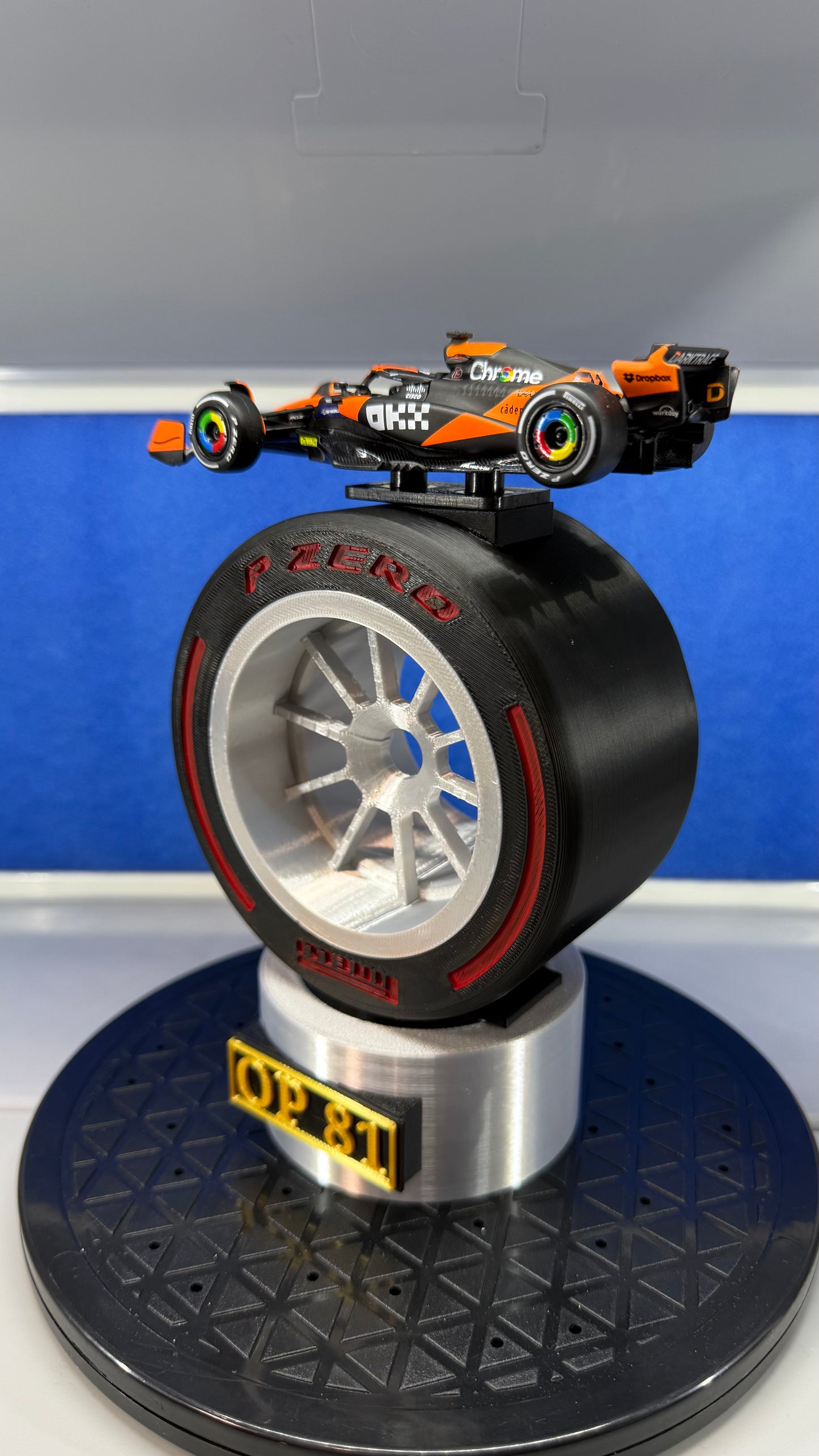 1/43 Die-Cast McLaren F1 MCL38 #81 Oscar Piastri on Custom Pole Position Trophy Display Stand