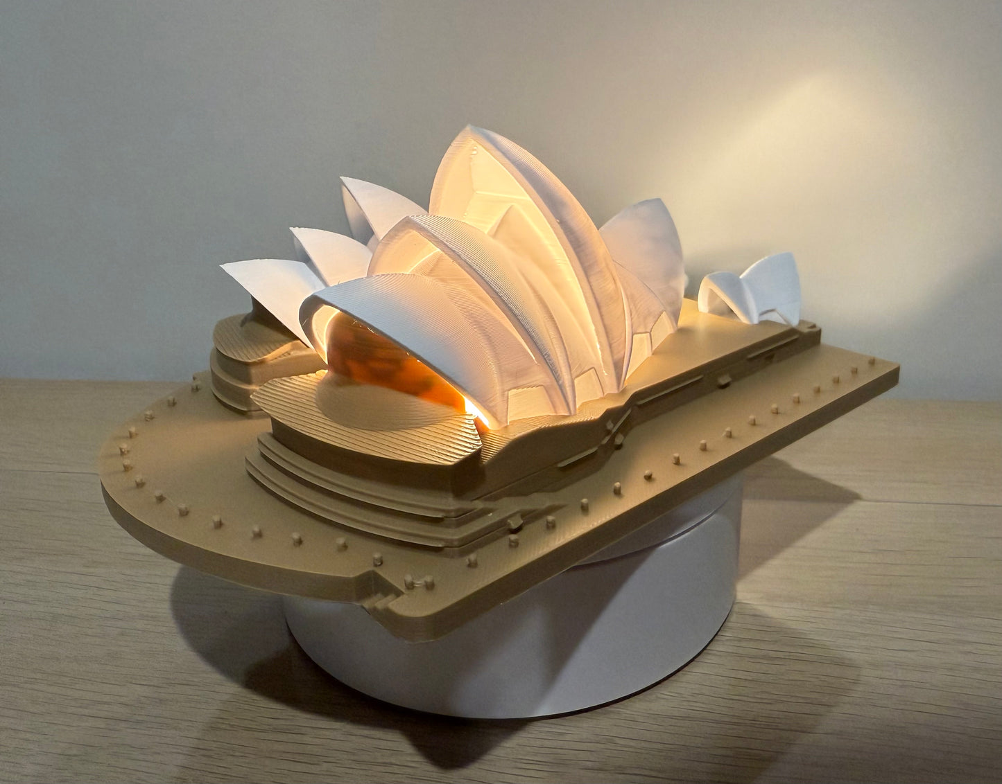 Colour 3D Printed Sydney Opera House 18.5X13X7.5cm