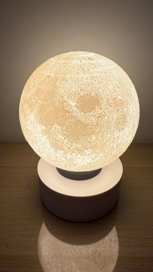 Detail Custom Design 3D Printed The Moon USB Desk Night Light 13X13X13cm Relive the Moon Landing in Your Bedroom!