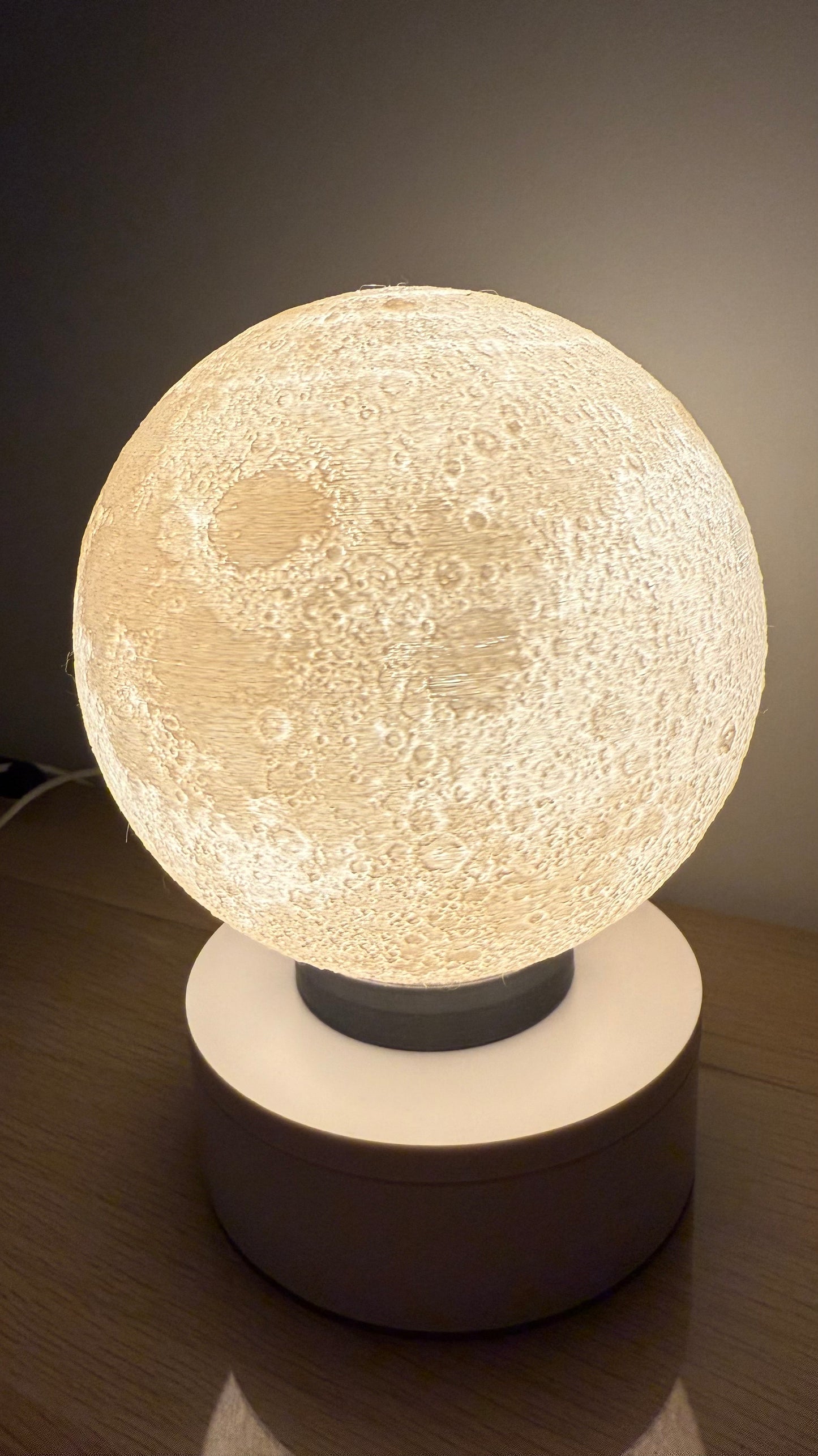 Detail Custom Design 3D Printed The Moon USB Desk Night Light 13X13X13cm Relive the Moon Landing in Your Bedroom!