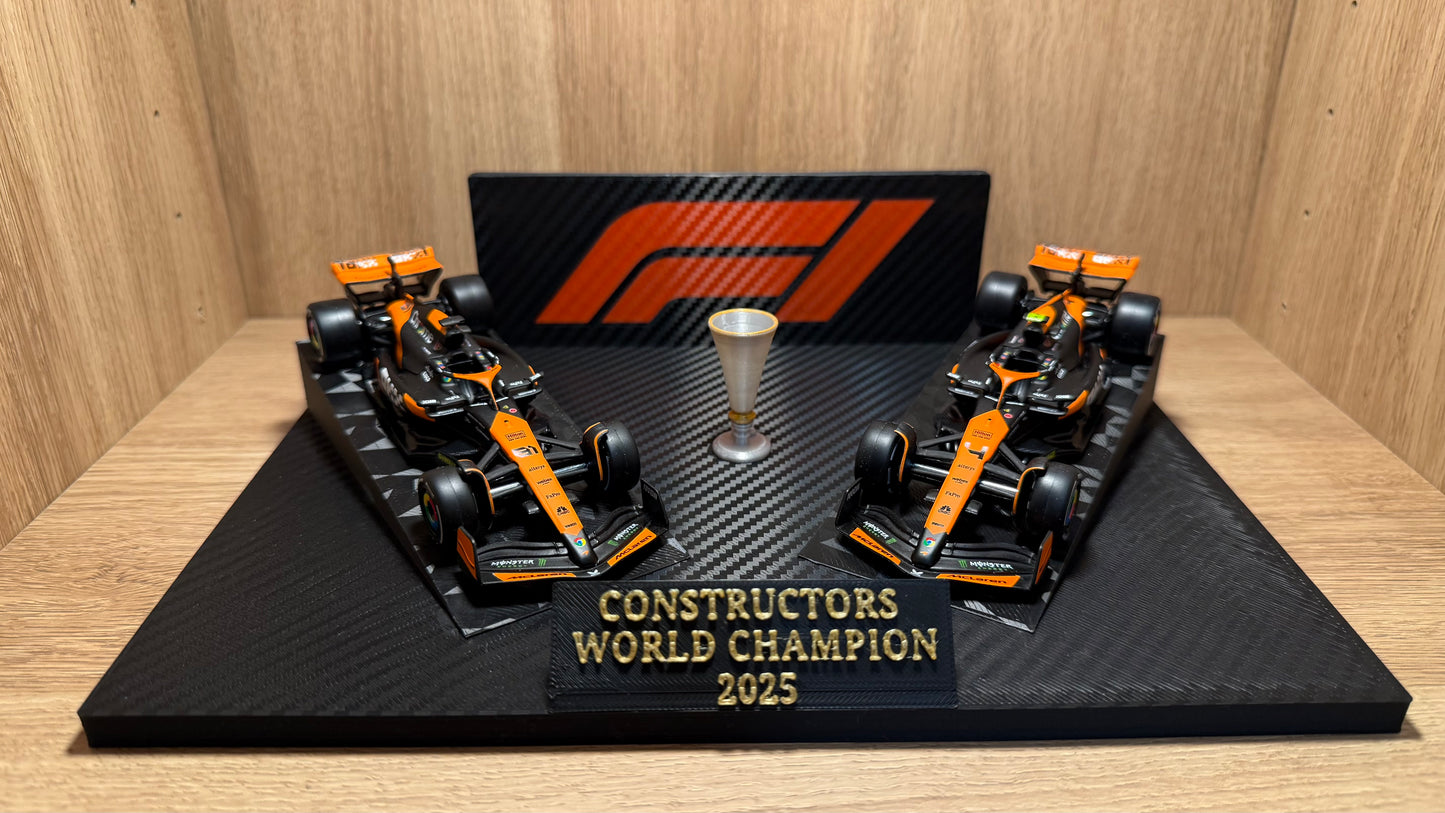 1/43 Die-Cast McLaren F1 Constructors World Champion Carbon Fibre Finish Diorama Set w/ LN4 Lando Norris OP81 Oscar Piastri & Replica Trophy