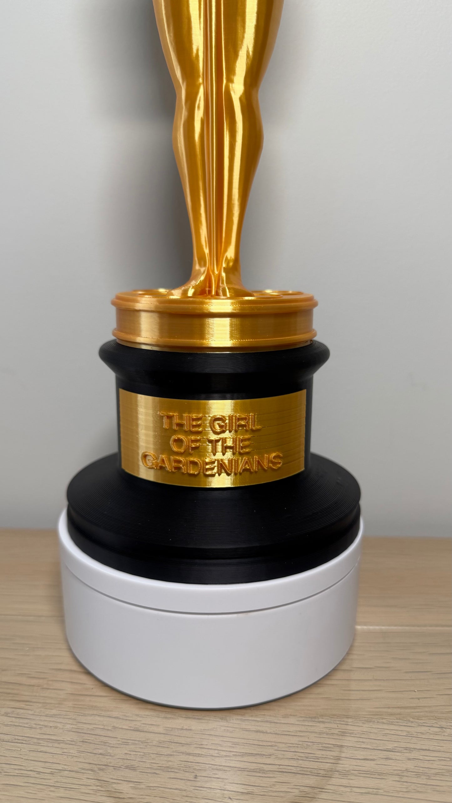 3D Printed Life Size Novelty Replica Academy Award Oscar Statue Trophy 32.5X10.5X10.5cm CUSTOMISABLE!