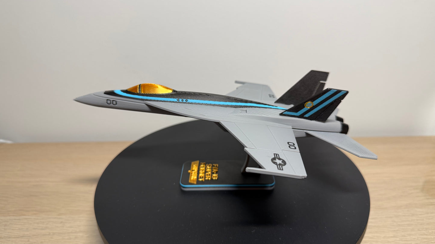 1/100 F/A-18 Super Hornet Top Gun Maverick Fighter Jet Colour Snap Model Kit