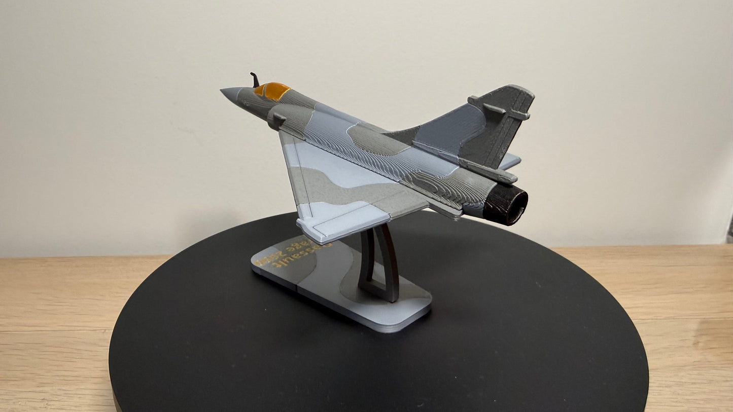 1/100 Dassault Mirage 2000 Fighter Jet Full Colour Snap Model Kit