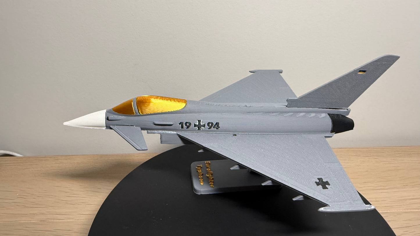1/172 Scale Eurofighter Typhoon Combat Fighter Jet Colour Snap Plane Kit
