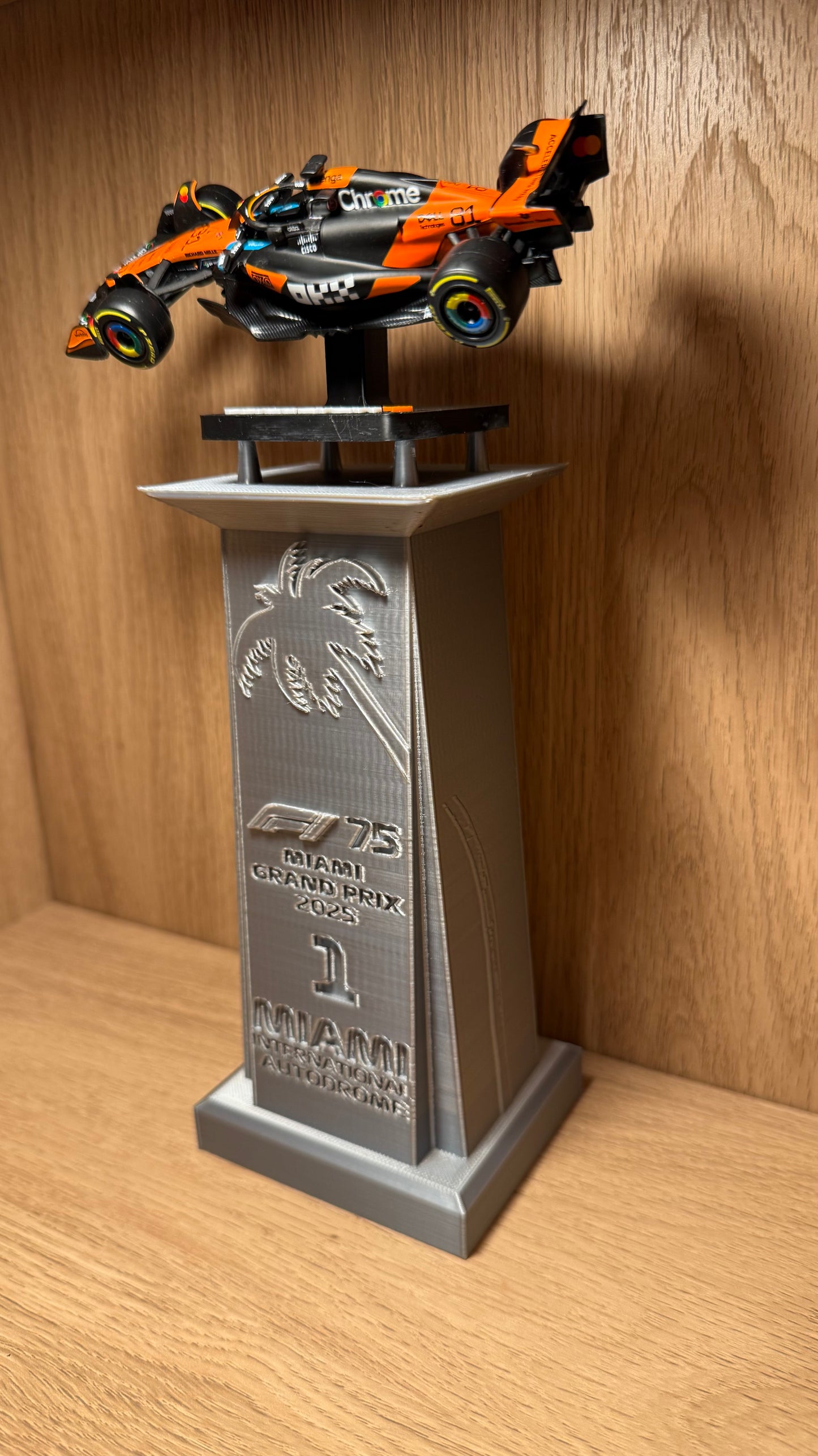 1/43 Die-Cast McLaren F1 #81 Oscar Piastri Winner 2025 Miami Grand Prix Special Edition