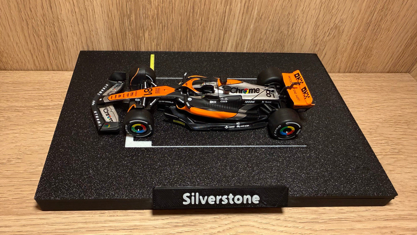 1/43 McLaren F1 #81 Oscar Piastri British Grand Prix Starting Grid Silverstone Special Edition