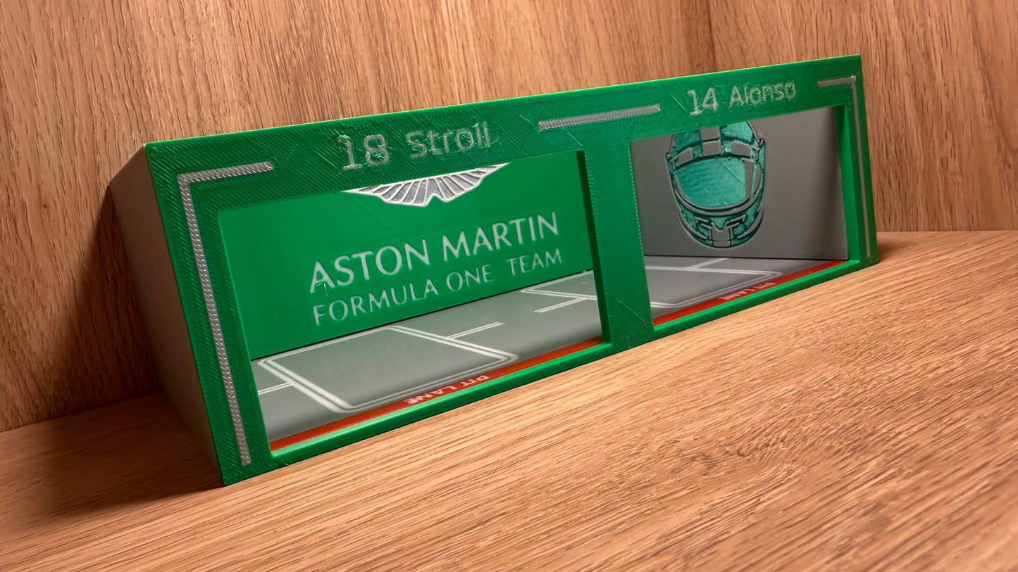 1/64 Aston Martin F1 Pit Garage Alonso & Stroll Piastri Hot Wheels Spark Burago