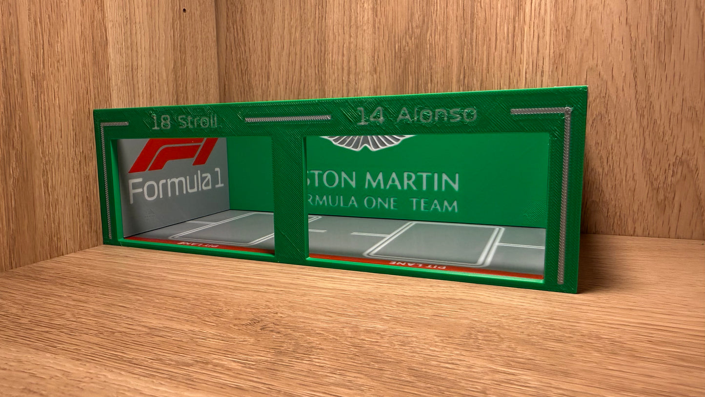 1/64 Aston Martin F1 Pit Garage Alonso & Stroll Piastri Hot Wheels Spark Burago