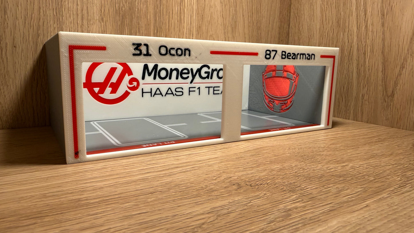 1/64 HAAS F1 Pit Garage Esteban Ocon & Oliver Bearman Hot Wheels Spark Burago