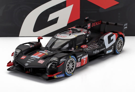 IXO-MODELS - 1/18 - TOYOTA - GR010 3.5L V6 TURBO HYBRID TEAM GAZOO RACING N 7 24h LE MANS 2024 KAMUI KOBAYASHI - JOSE MARIA LOPEZ - NYCK DE VRIES