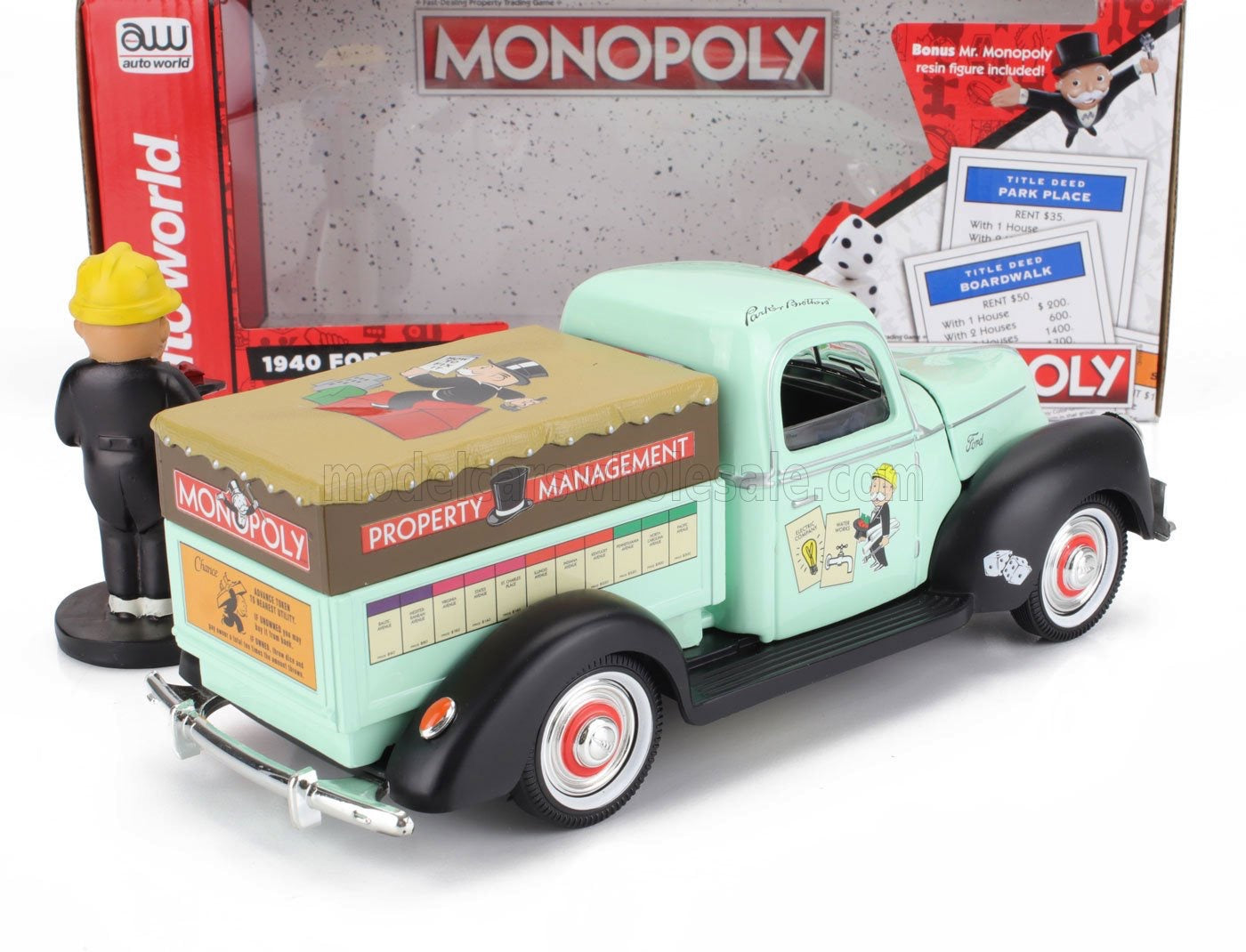 1/18 AUTOWORLD FORD USA - PICK-UP PROPERTY MANAGEMENT TRUCK WITH Mr. MONOPOLY FIGURE 1940 LIMITED EDITION