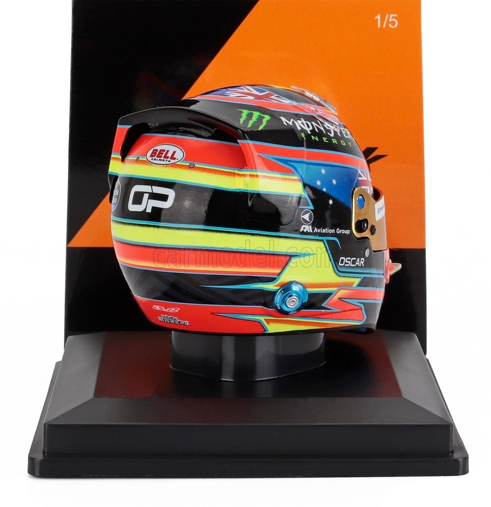 1/5 SPARK HELMET - BELL HELMET - CASCO HELMET F1 OSCAR PIASTRI TEAM MCLAREN N 81 SEASON 2025