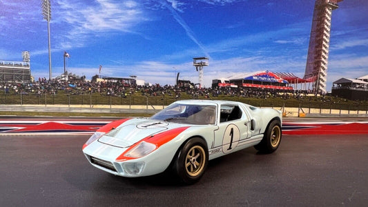 Custom Super Detailed 1:43 Die-Cast Ford GT40 Le Mans 24h 1969 #1 Ken Miles Case