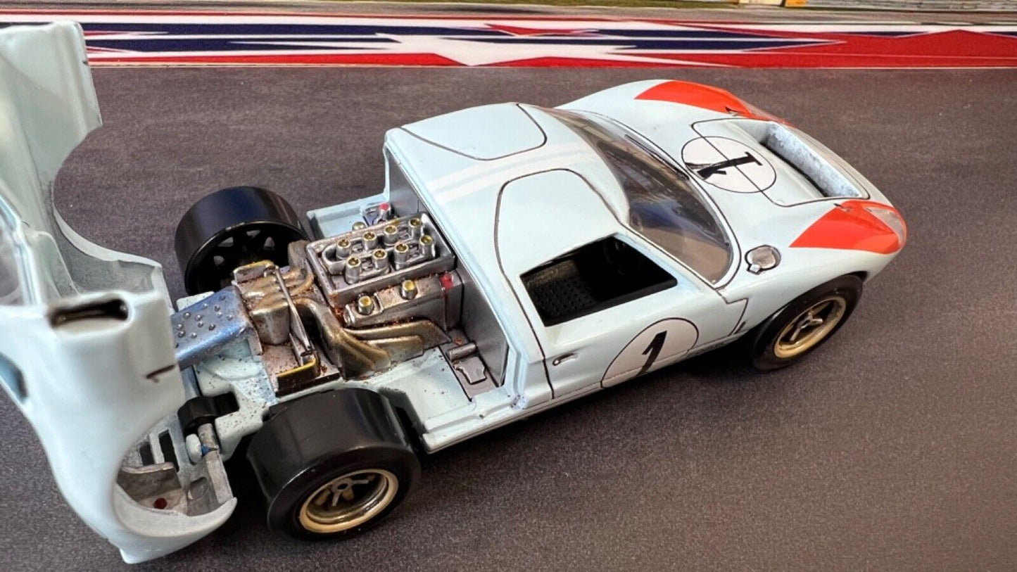 Custom Super Detailed 1:43 Die-Cast Ford GT40 Le Mans 24h 1969 #1 Ken Miles Case