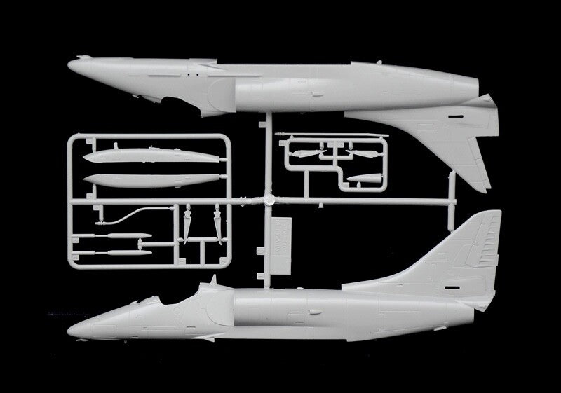 ITALERI 1/48 McDONNEL DOUGLAS A-4 E/F/G/ SKYHAWK 6 VERSIONS USN USMC IAF RAN NEW MODEL KIT