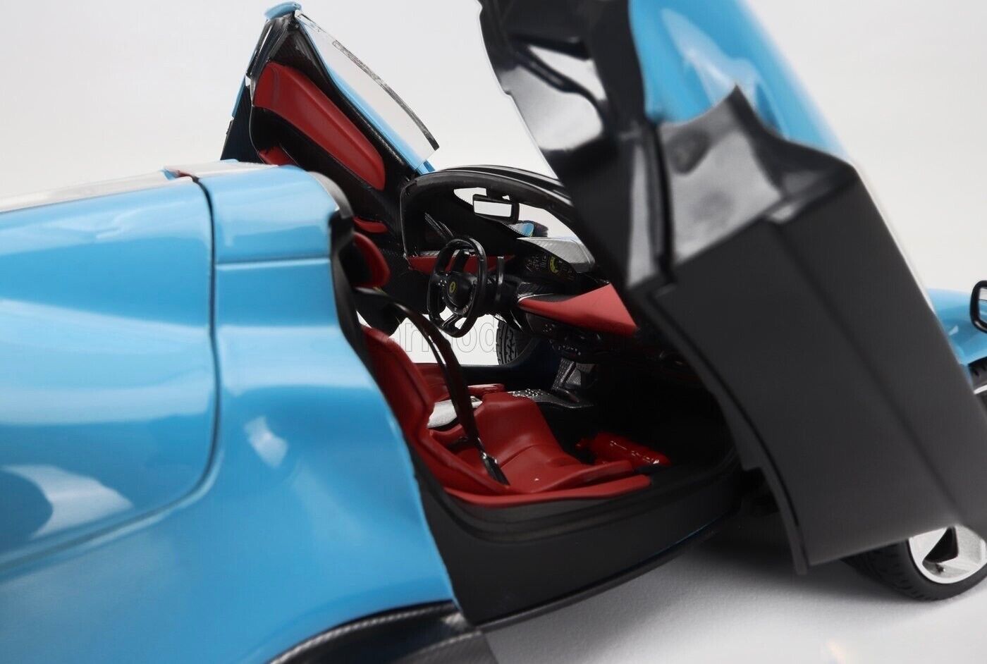 Burago 1/18 Signature Die-Cast Ferrari DAYTONA SP3 TARGA '22 Baby Blue