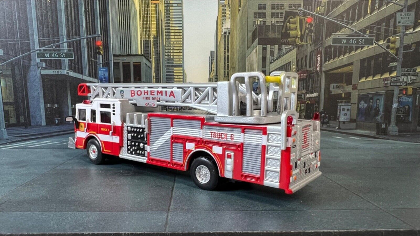 Hachette Collection Resin 1/87 Quint Pierce Fire Ladder Truck Fire Engine 2005 Bohemia Fire Dept N 6