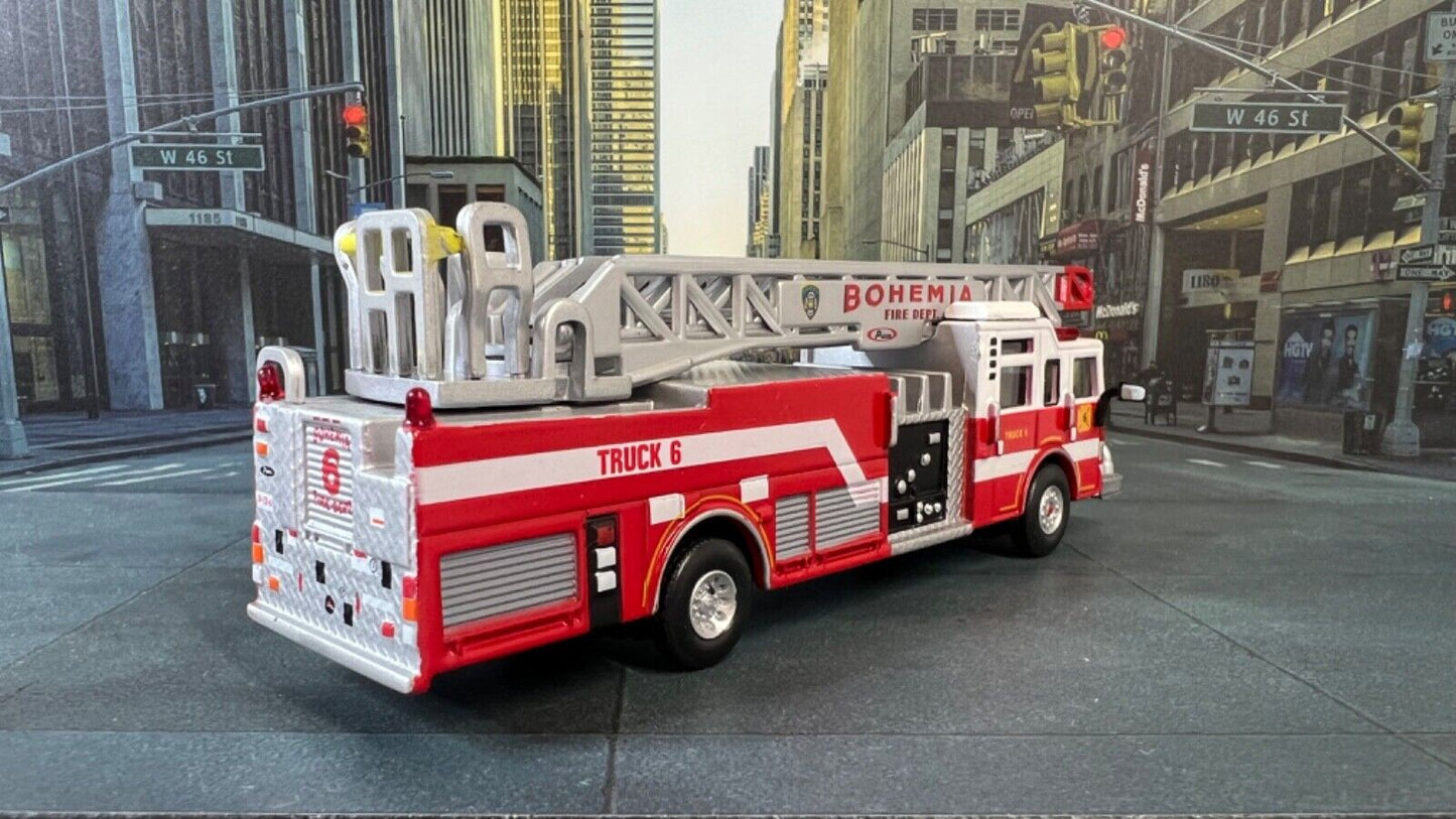 Hachette Collection Resin 1/87 Quint Pierce Fire Ladder Truck Fire Engine 2005 Bohemia Fire Dept N 6