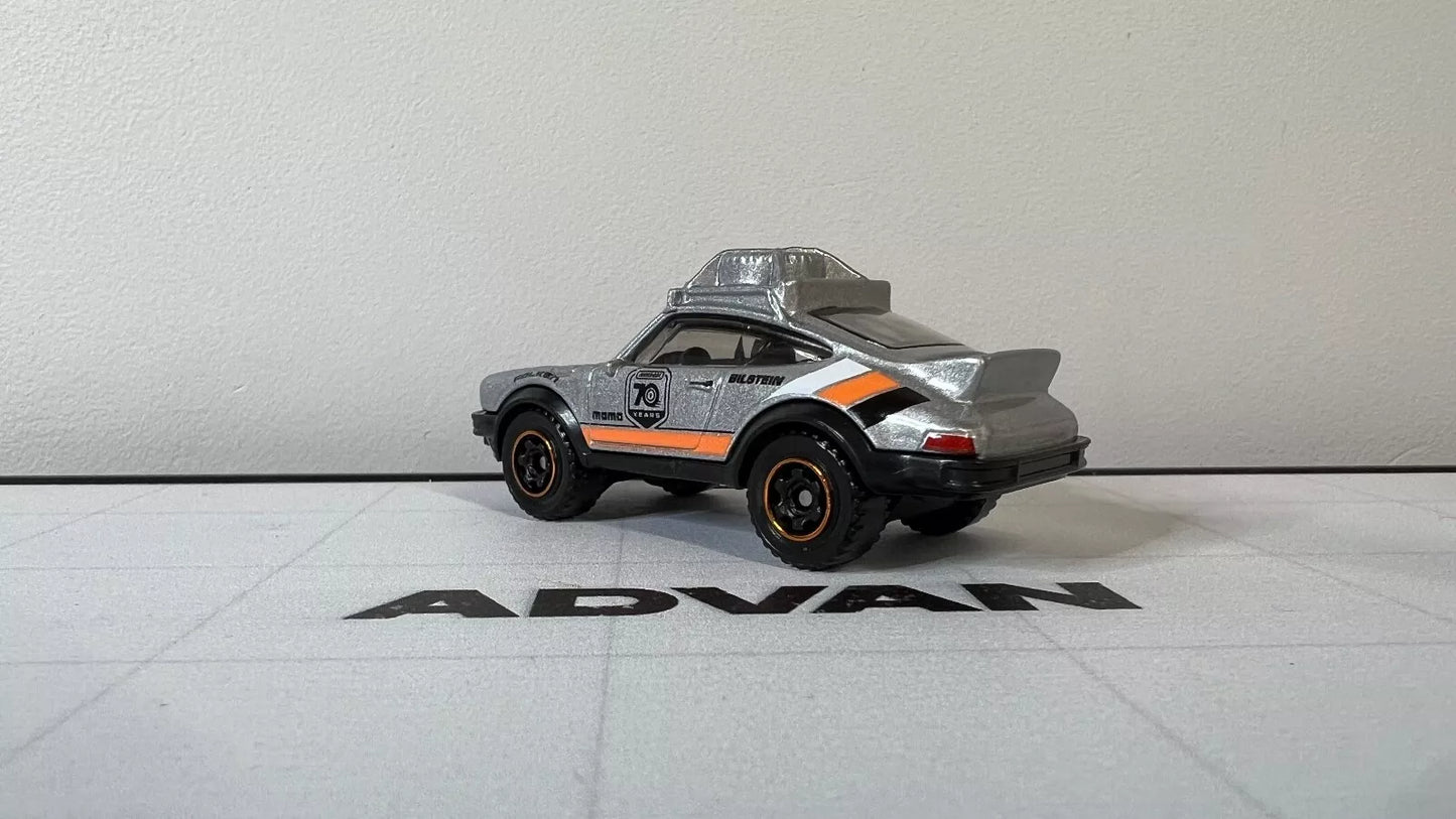 2023 MATCHBOX Power Grab #80/100 1985 Porsche 911 Rally 70 Years SPECIAL Box