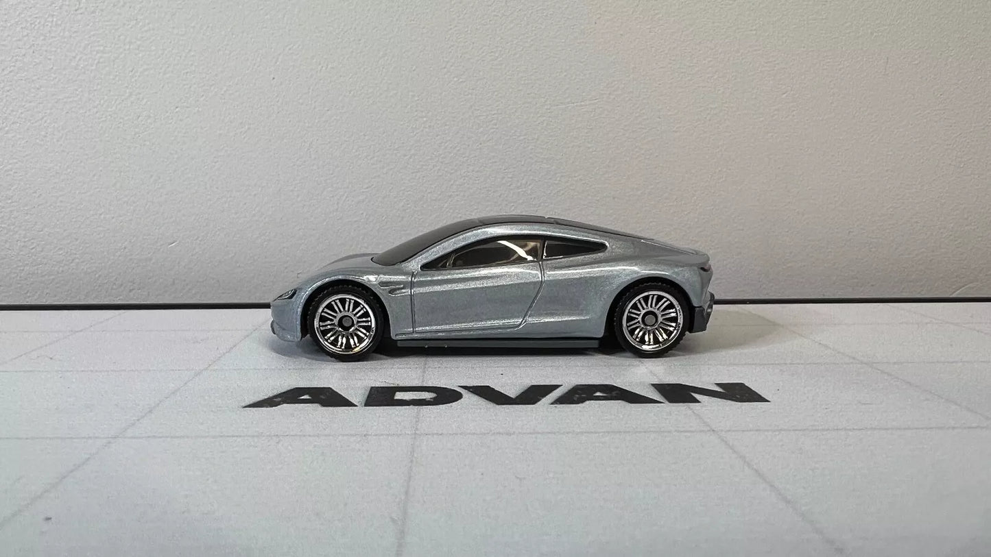 2023 Matchbox Power Grabs #91/100 TESLA ROADSTER Silver 70 Years Special Box