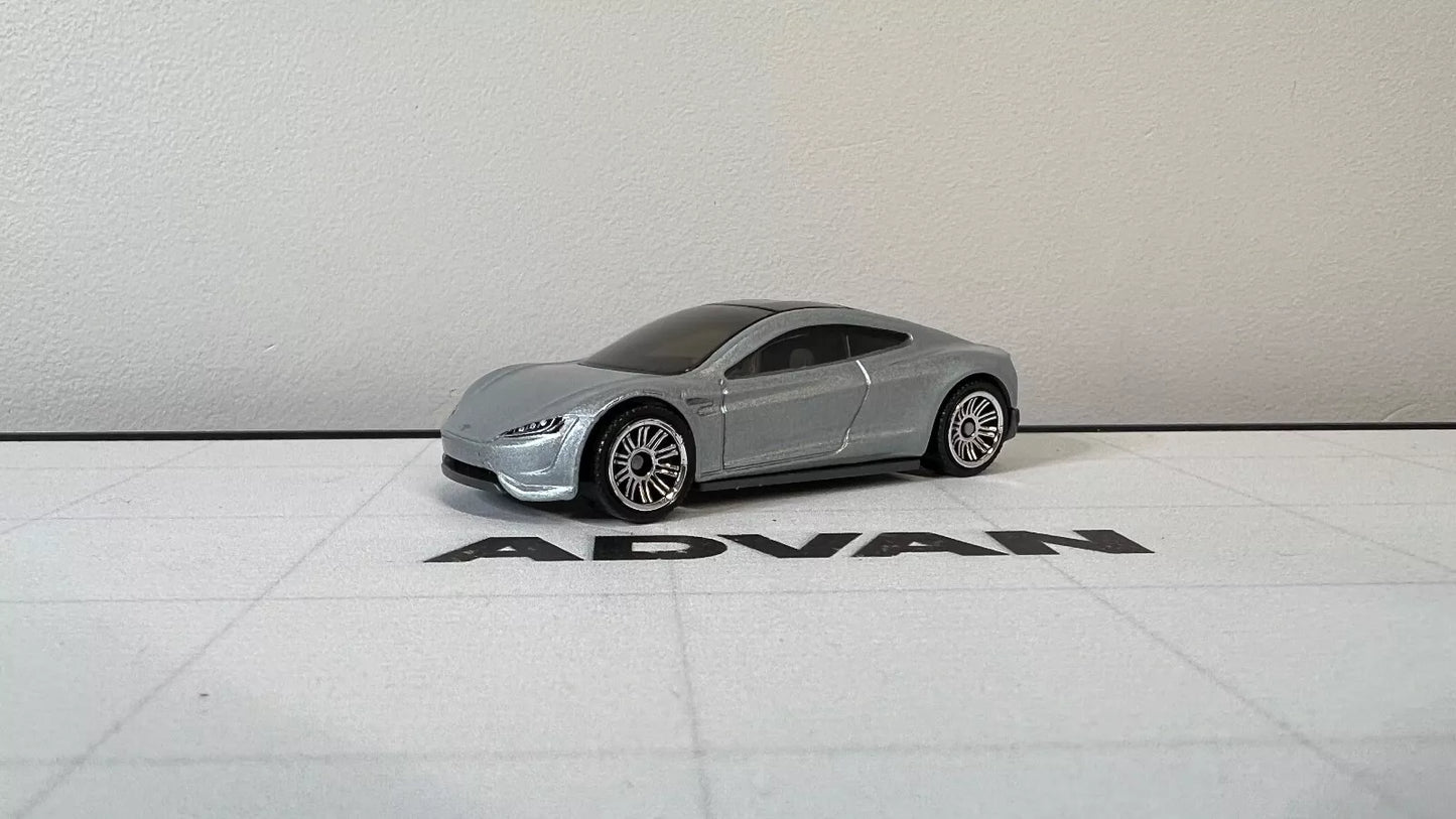 2023 Matchbox Power Grabs #91/100 TESLA ROADSTER Silver 70 Years Special Box