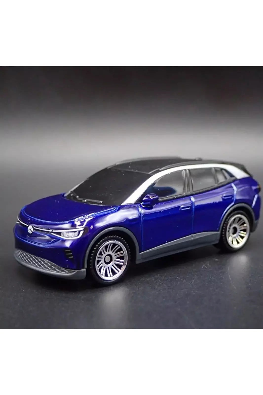 MATCHBOX Power Grab #44/100 2024 Volkswagen VW ID.4 EV MB Adventure World Tour